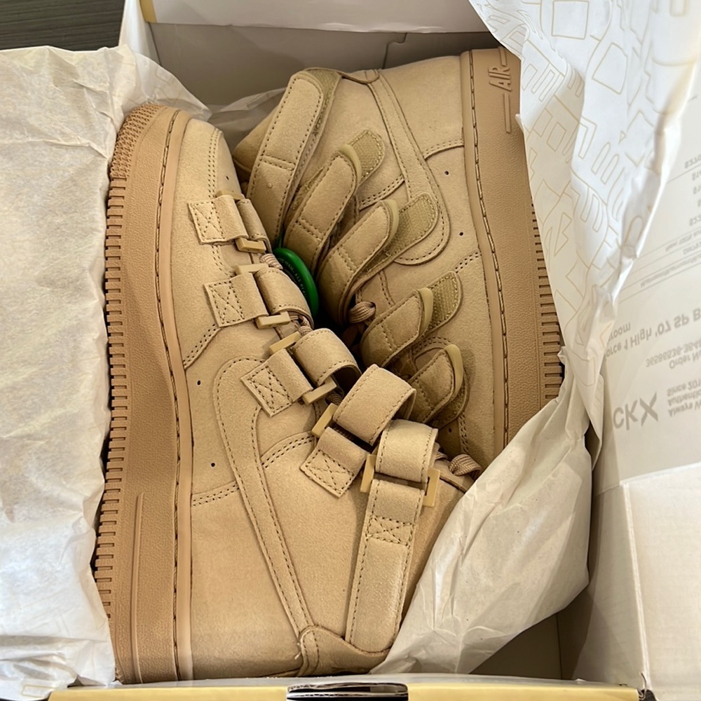 Billie Eilish Mushroom Nike high tops-Men’s 5